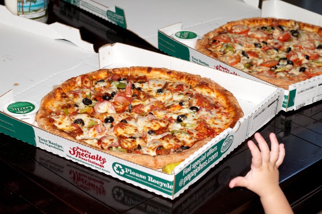 10 Years On, Laszlo Hanyecz Has No Regrets About His $45M Bitcoin Pizzas - CoinDesk