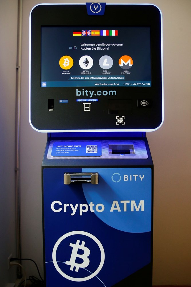 How Does a Bitcoin ATM Work: Pros, Cons, and The Full How-To