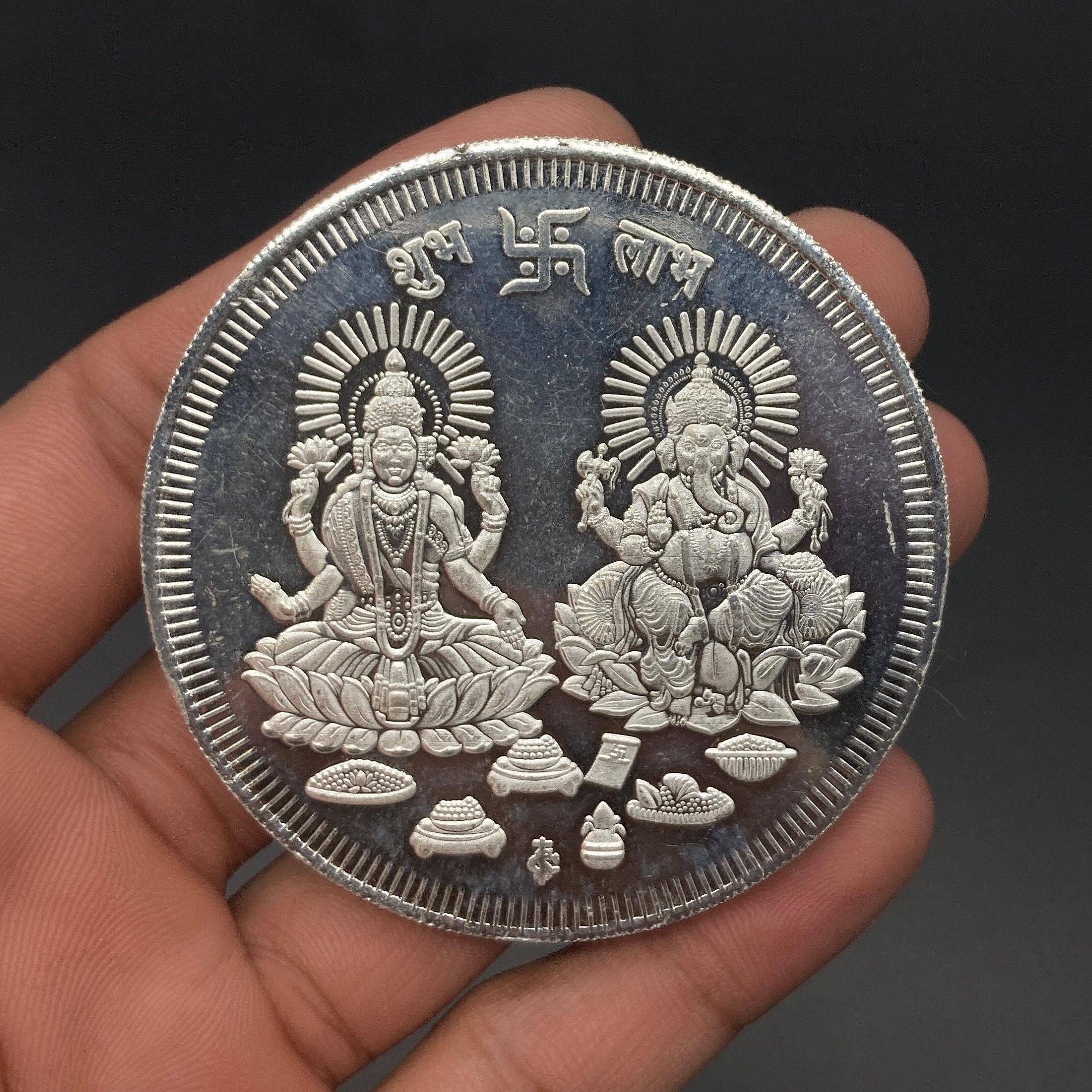 Goddess Lakshmi and Lord Ganesh Silver Coin - 5 g – GIVA Jewellery