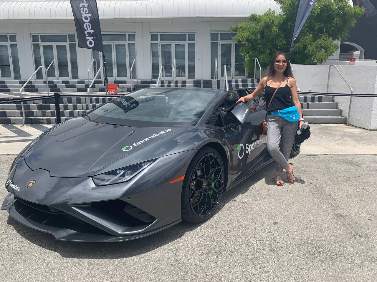 Crypto Market Declines While Lamborghini Sales Remain Steady - Coincu