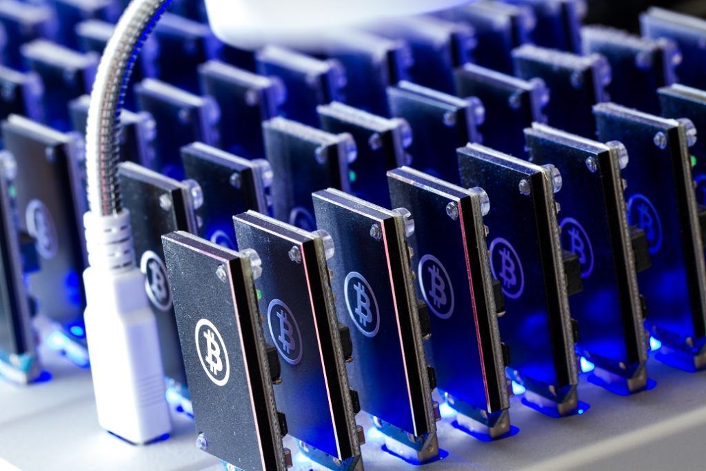 Crypto-mining on a DNS server | Darktrace Blog