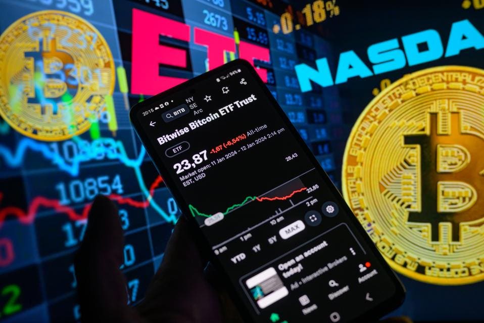 Cryptocurrency ETF Tops in February: 5 Best Stocks