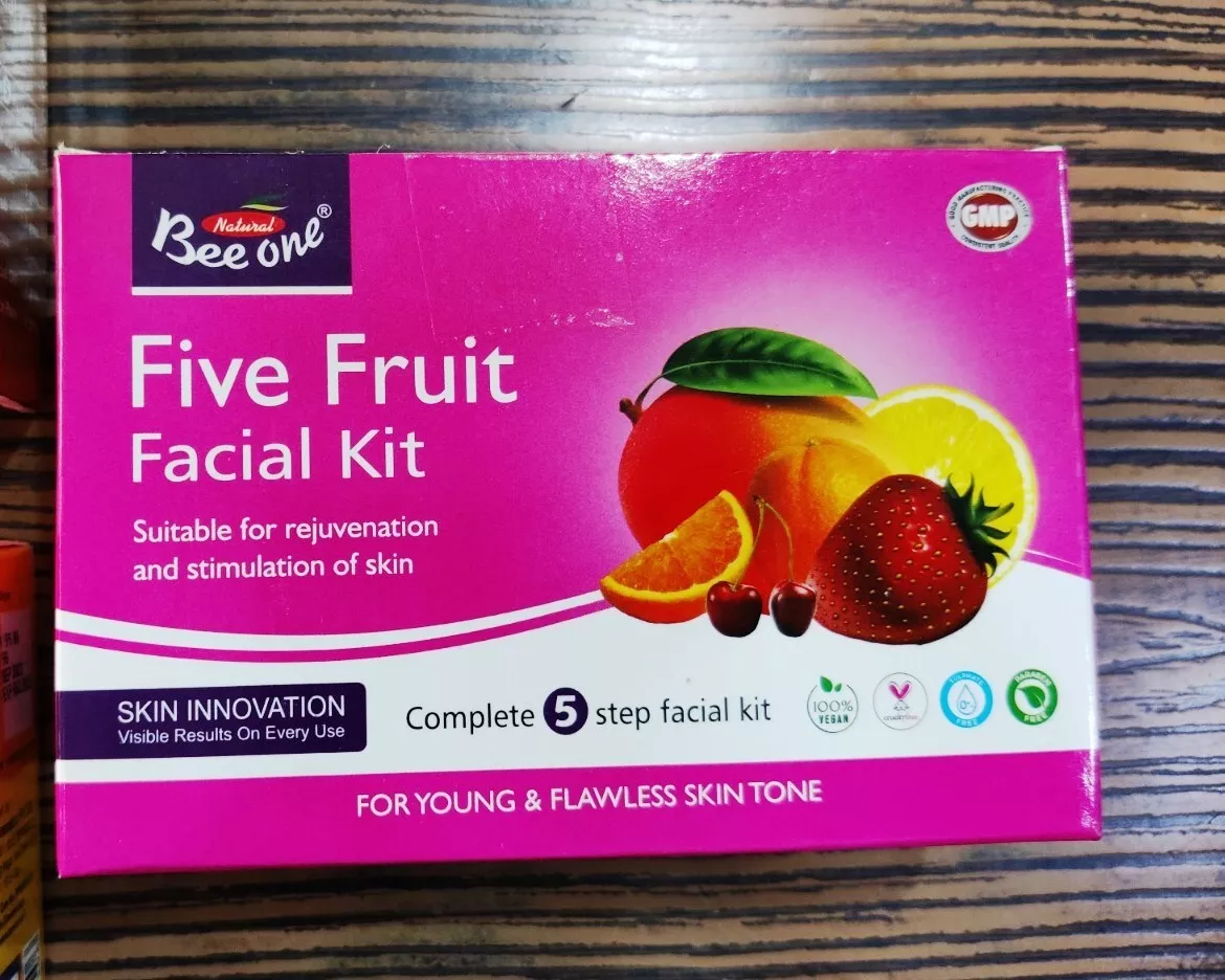 Buy BEE ONE FACIAL KIT - GOLD 32 GM DIAMOND 32 GM ( PACK OF 4) Online @ ₹ from ShopClues