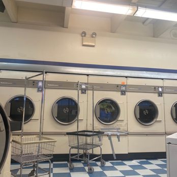 Springfield Plaza Laundromat & Cleaners