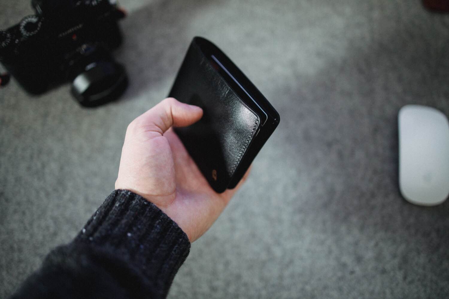 Hide & Seek Wallet by Bellroy review - Slim Wallets for Men