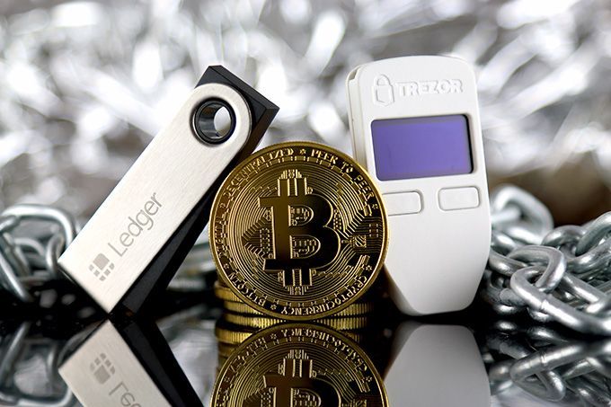 Trezor One vs. Ledger Nano S vs. KeepKey 