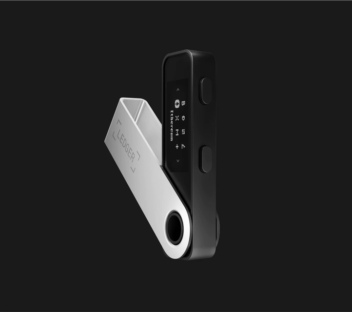 Ledger Stax | Ledger