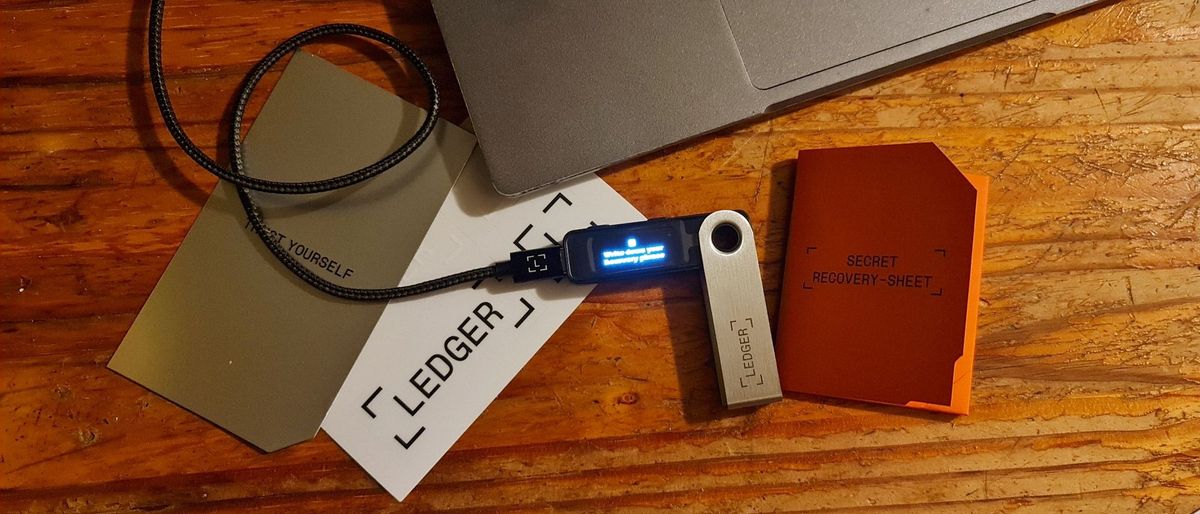 Why do I prefer to use the Ledger Nano S Plus? | eshlox (Przemysław Kołodziejczyk)