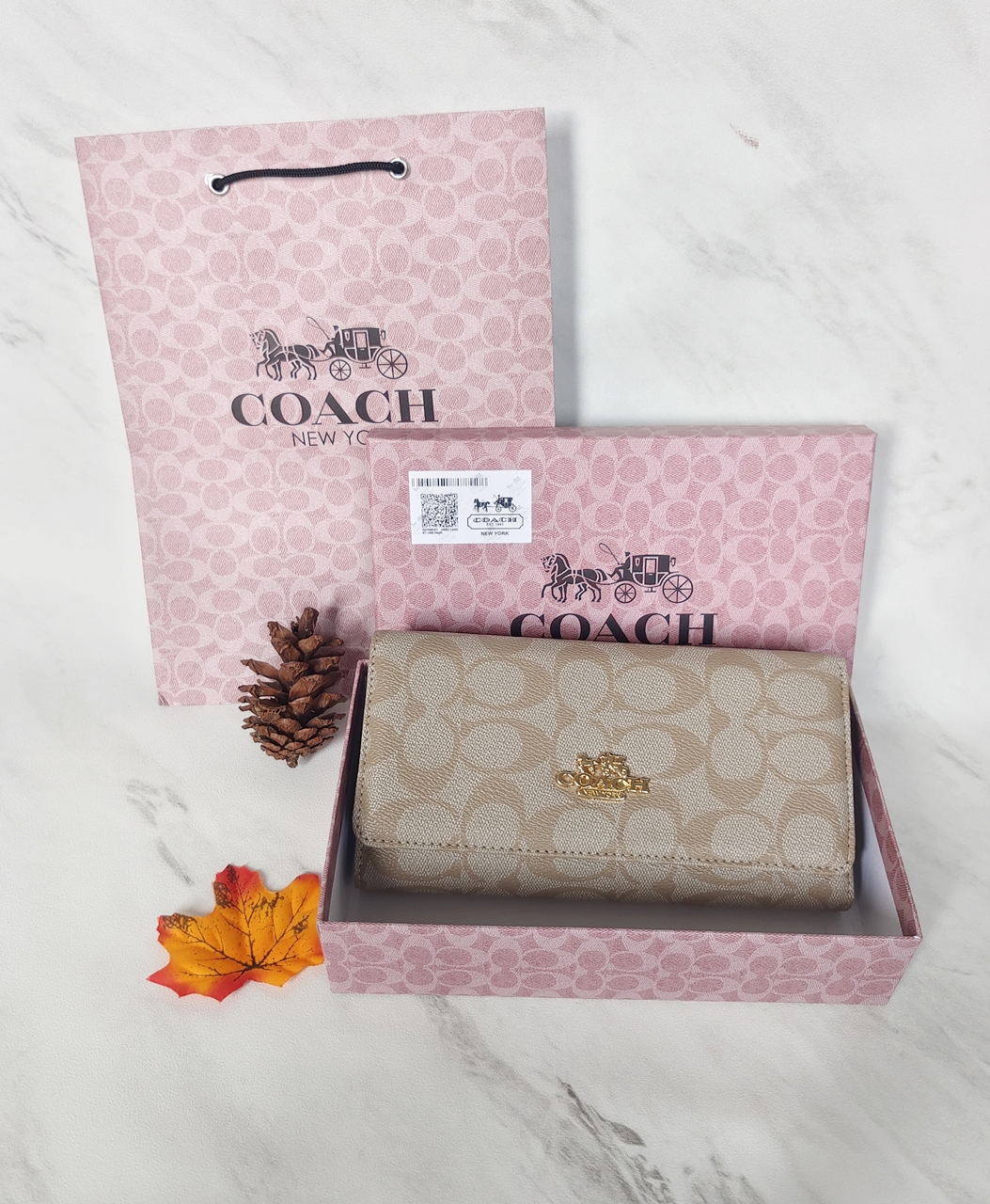 COACH Official Site Official page | WOMEN | LARGE WALLETS