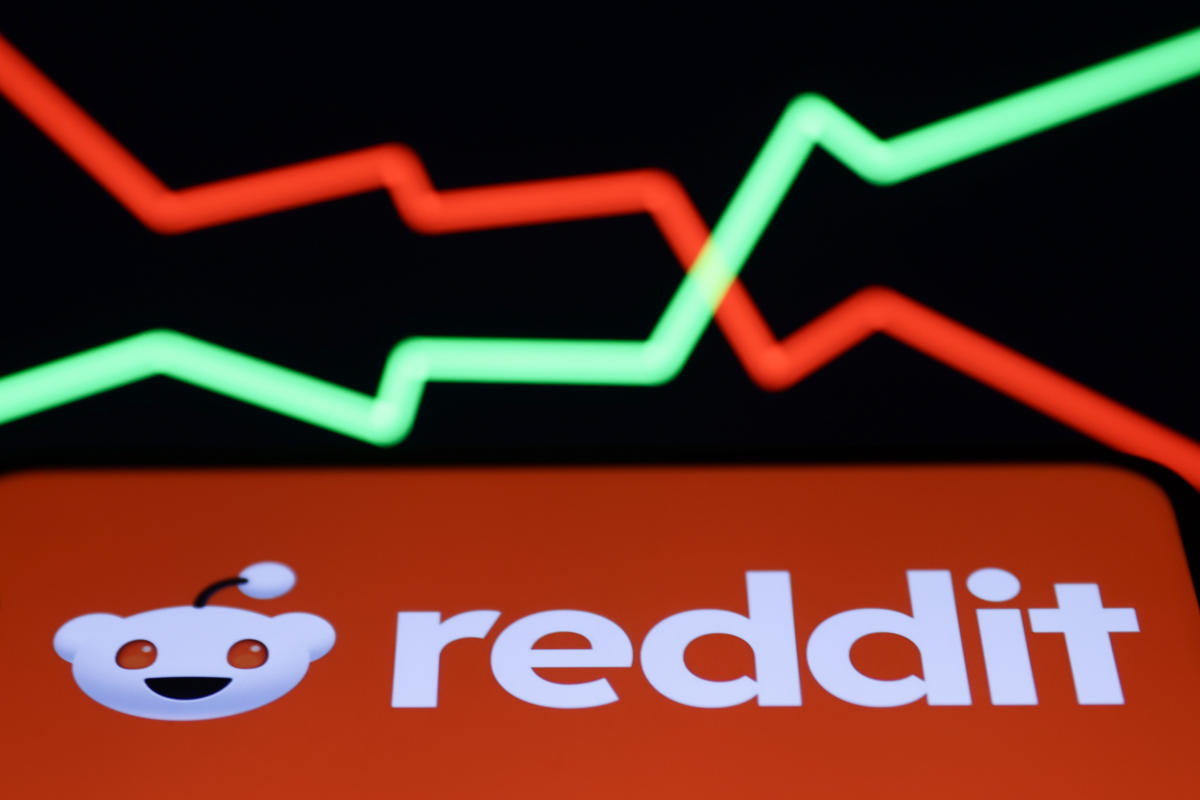 Reddit Advised to Target at Least $5 Billion Valuation in IPO - BNN Bloomberg