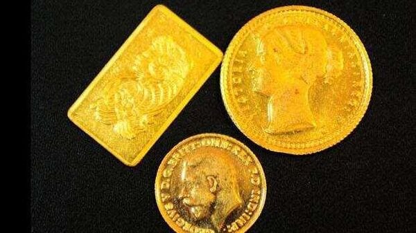 [Solved] First kings to issue Gold coin in India: