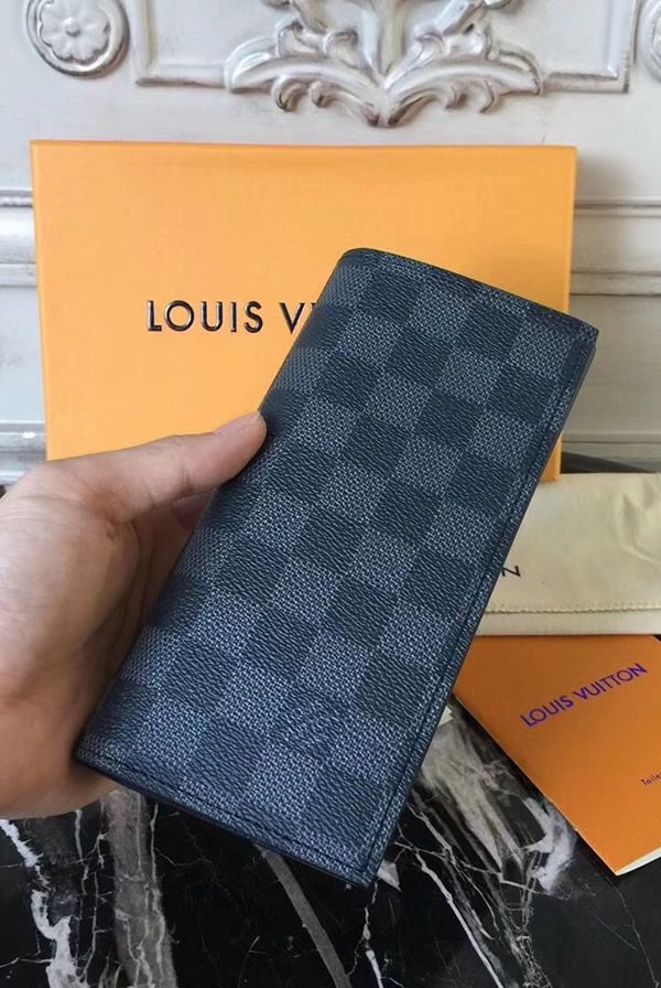 Louis Vuitton Women's Wallets & Purses | ZALORA HK