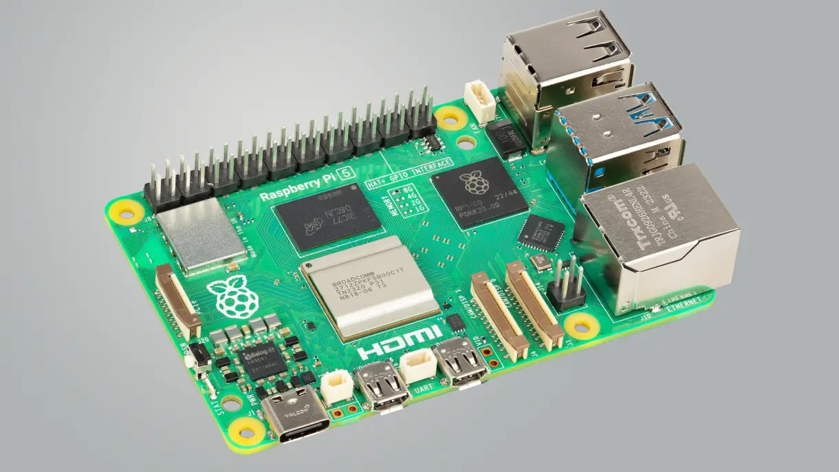 Raspberry Pi 5 - Raspberry